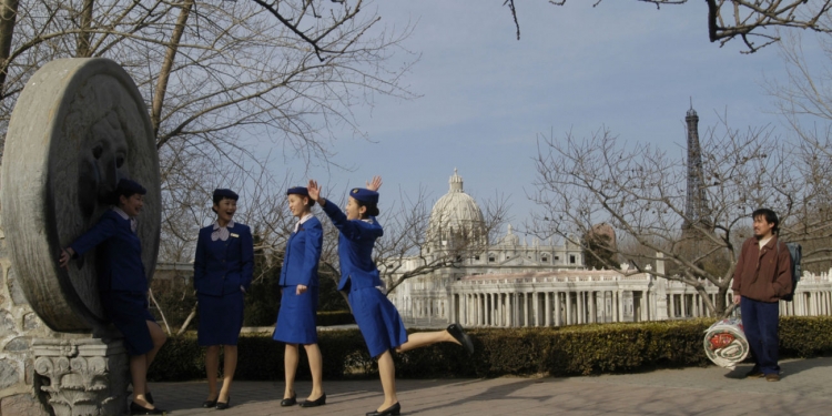 The World: Pekin’den Dünya Manzaraları