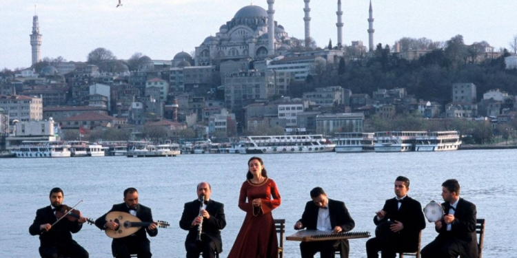 Anarşizm, Ölüm ve Yeniden Doğuş: Gegen die Wand