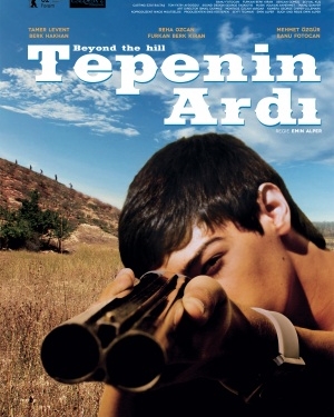Tepenin Ardı (2012)