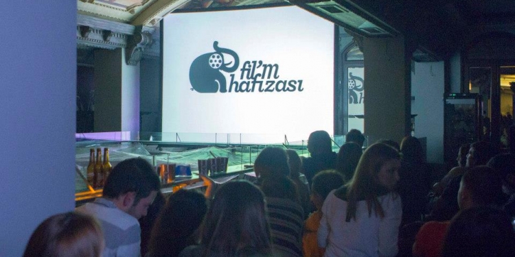 Bomonti sunar: Fil’m@9 / 26 Mart 2013