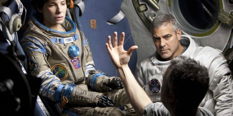 Gravity’den Kamera Arkası Kareleri