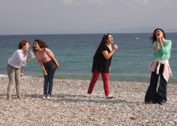 Ergenlik Halleri: Mavi Dalga