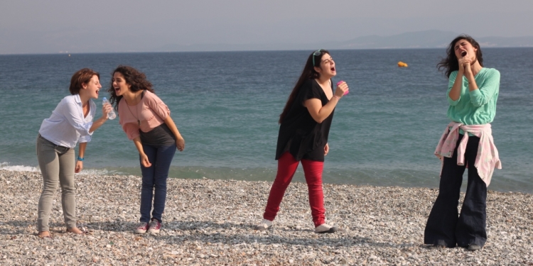 Ergenlik Halleri: Mavi Dalga