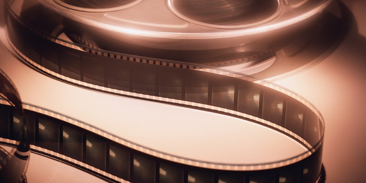 GALAPERA’DA Filmlerle Sinematerapi Atölyesi