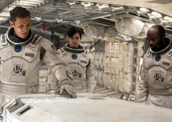 Aydınlığa Karanlıktan Ulaşılır: Interstellar