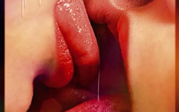 Gaspar Noe’dan Yeni Filmi ‘Love’a İlk Poster