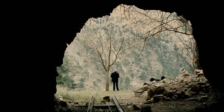 12-20 Aralık – İstanbul Film Festivali & Bilgi Sinema Sunar: Köprüde Buluşan Filmler