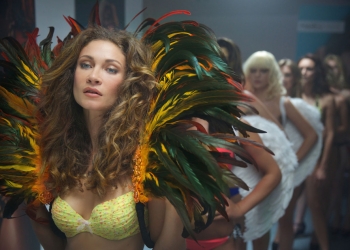 Yılın beklenen yerli yapımı “Çekmeceler” !f İstanbul’da açılıyor!