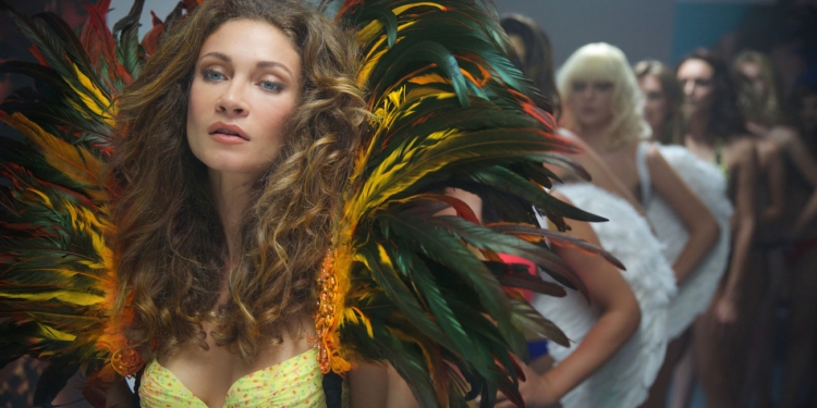 Yılın beklenen yerli yapımı “Çekmeceler” !f İstanbul’da açılıyor!