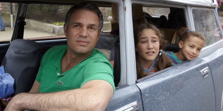 “Infinitely Polar Bear” Filminden İlk Fragman Yayınlandı!