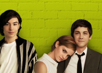 Uyumsuz Oyuncaklar Adası: The Perks of Being a Wallflower