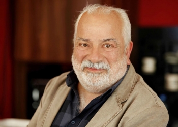 Işıklarda Uyu Zeki Alasya