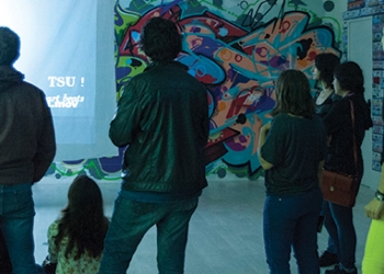 Kendin Çek, Kendin Göster