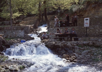 SALT Beyoğlu’nda Vahap Avşar Sergisi Açıldı: Kayıp Gölgeler