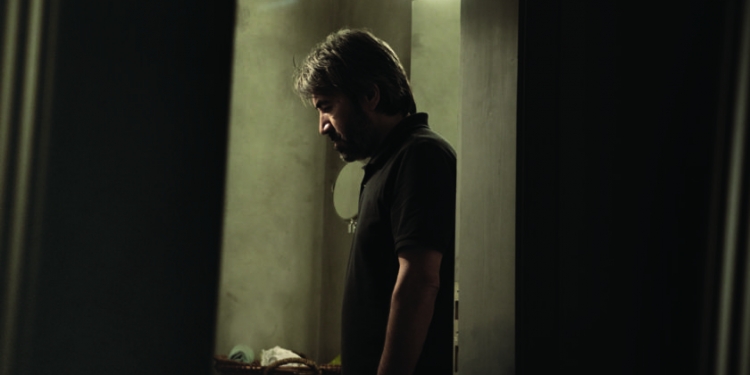 Zeki Demirkubuz’un 10. Filmi “Bulantı” 2 Ekim’de Sinemalarda