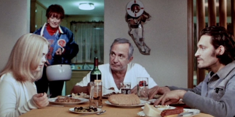 İşlev Bozukluğu Bakımından Aile Kurumunu İnceleyen Filmler