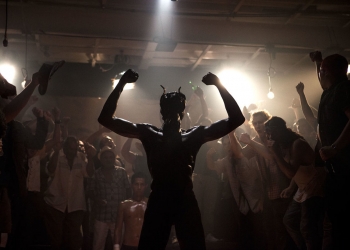 Baskın Amerika’da!