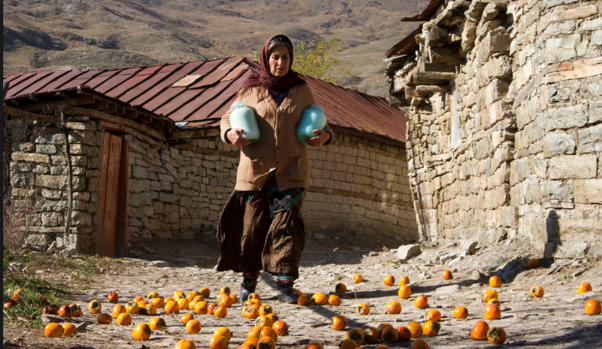 Dağların Arasında Işığın Savaşı: Elchin Musaoglu ile Nabat Üzerine Söyleşi