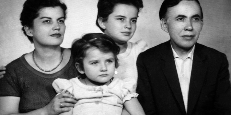 Sevgilerde / Behçet Necatigil 100 Yaşında Sergisi