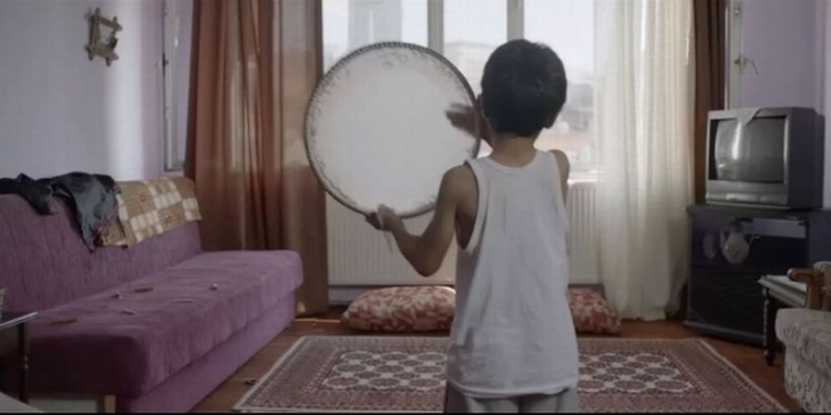 Avusturya’dan “En İyi Yönetmen” Ödülü Azad’a!