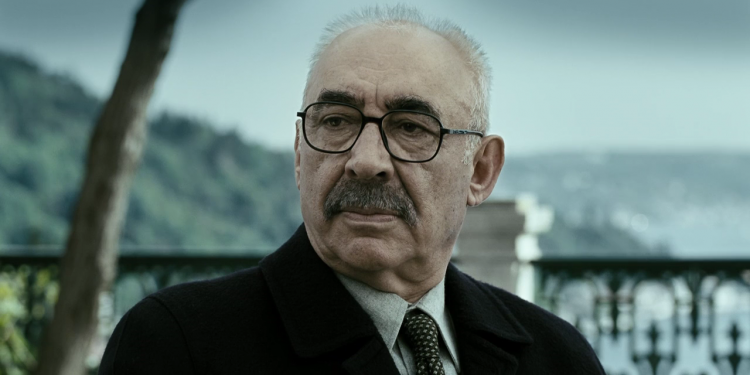 Şener Şen’e Onur Ödülü!