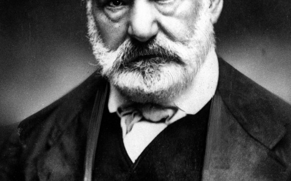 “Sefiller” BBC Dizisi Oluyor