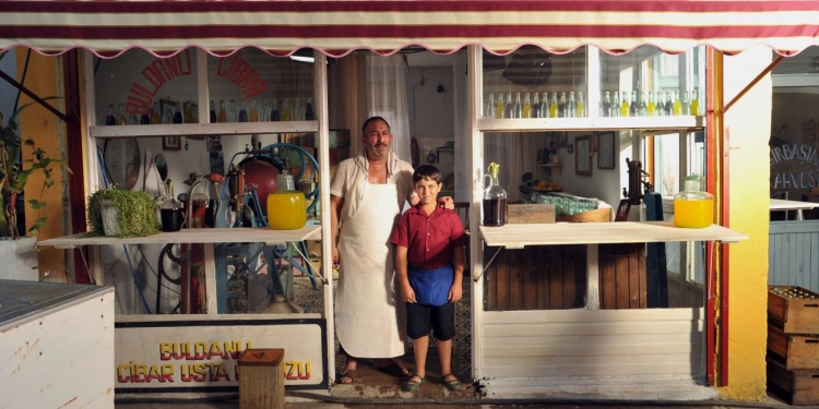 2000’ler Türkiye’sinden İlgi Çekici 15 Dönem Filmi