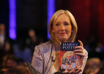 J.K. Rowling’den Hogwarts Temalı 3 Yeni Kitap Geliyor!