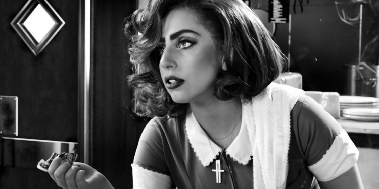 Lady Gaga ile “Bir Yıldız Doğuyor”