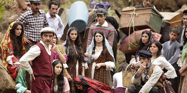 Bir Hatıra Bahçesi: Ekşi Elmalar (2016)