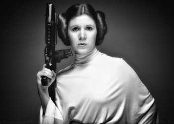 Prenses Leia Yaşamını Yitirdi