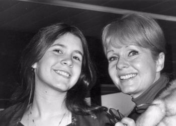 Carrie Fisher ve Debbie Reynolds Belgeselinden Fragman Geldi