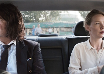 Takma Dişiyle Hayata Meydan Okuyan Adam: Toni Erdmann