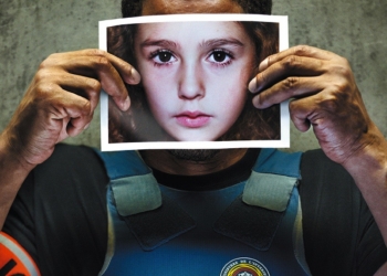 Polisse: Duvara Karşı Haykırmak