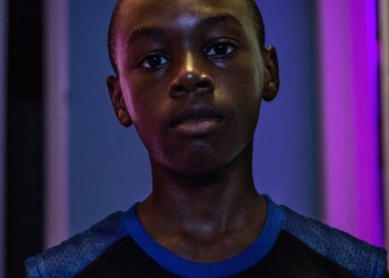 Gün Işığı mıyım, Gece Karanlığı mı? Yoksa İkisinin Ortasında Kalmış Bir Ay Işığı mı?