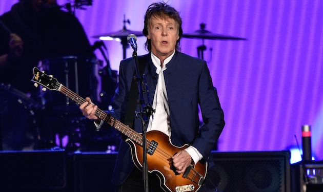 Kaptan Paul McCartney, Jack Sparrow’un Karşısında!
