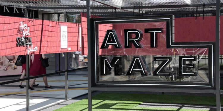 Bu Labirentin Her Koridorunda Sanat Var!