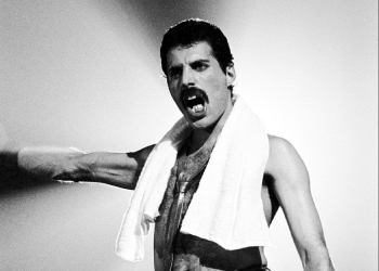 Bir Freddie Mercury Biyografisi: Bohemian Rhapsody