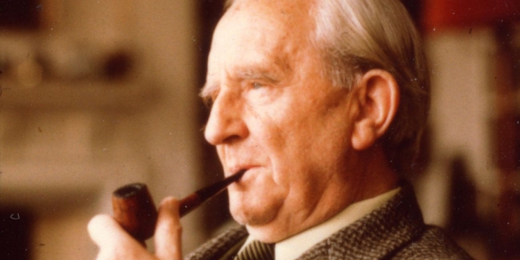 J.R.R Tolkien’in Hayatı Film Oluyor!