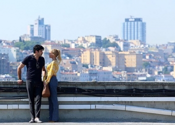 Onur Ünlü’nün Yeni Filmi Cingöz Recai’den Teaser Geldi