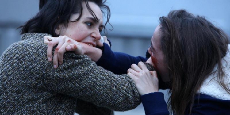 Raw (2016): Yemek ahlaktan önce gelir, değil mi?