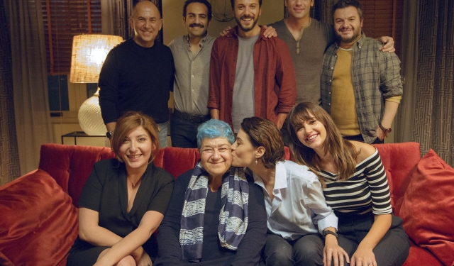 Serra Yılmaz Bu Kez Yönetmen Koltuğunda