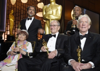 Akademi Onur Ödüllerini Dağıttı!