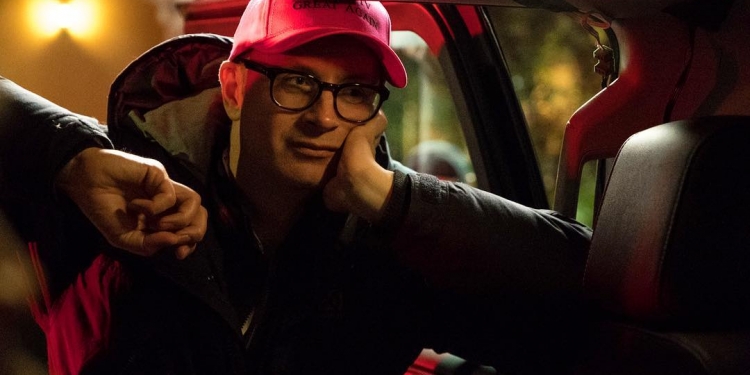 Nicolas Winding Refn’den 10 Bölümlük Neon Dizi, İlk Teaser: Too Old To Die Young