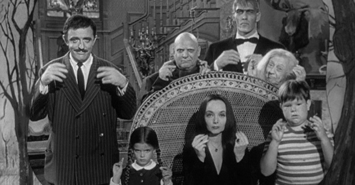 The Addams Family Ünlü Seslerle Buluşuyor