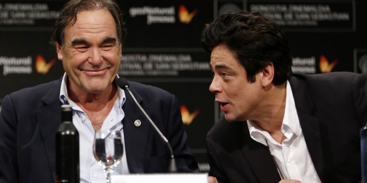 Oliver Stone, Benicio Del Toro’lu Yeni Projesiyle Şaşırtacak!