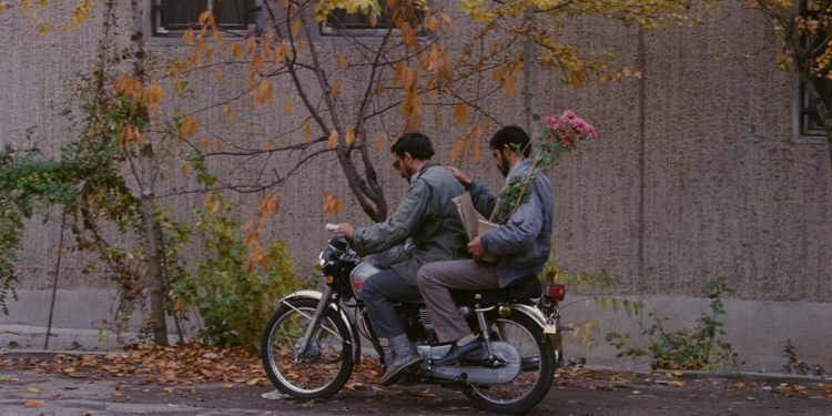 Bir Sahne: Nema-ye Nazdik (1990)