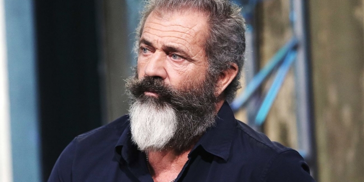 Mel Gibson Bir Kez Daha Yönetmen Koltuğunda