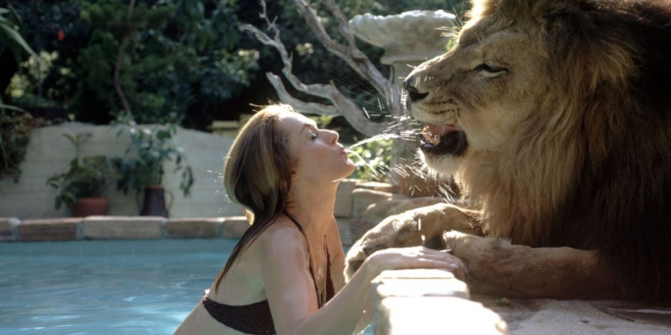 İstanbul Modern Sinema’dan: Yakın Temas