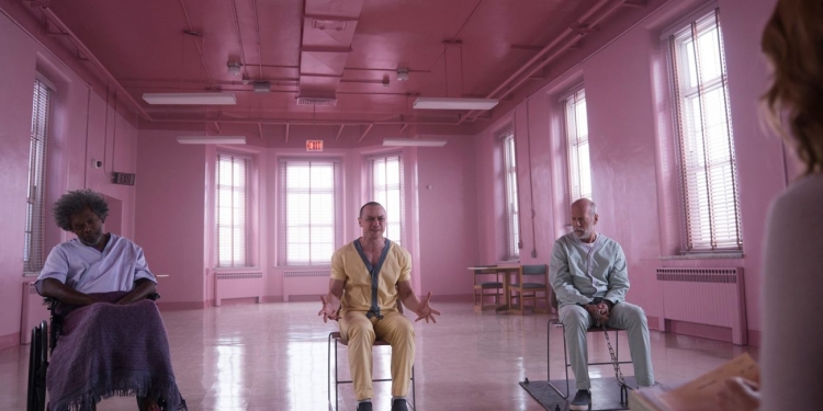 M. Night Shyamalan, Eastrail 177 Üçlemesinden Bilinmeyen Bir Detayı Paylaştı